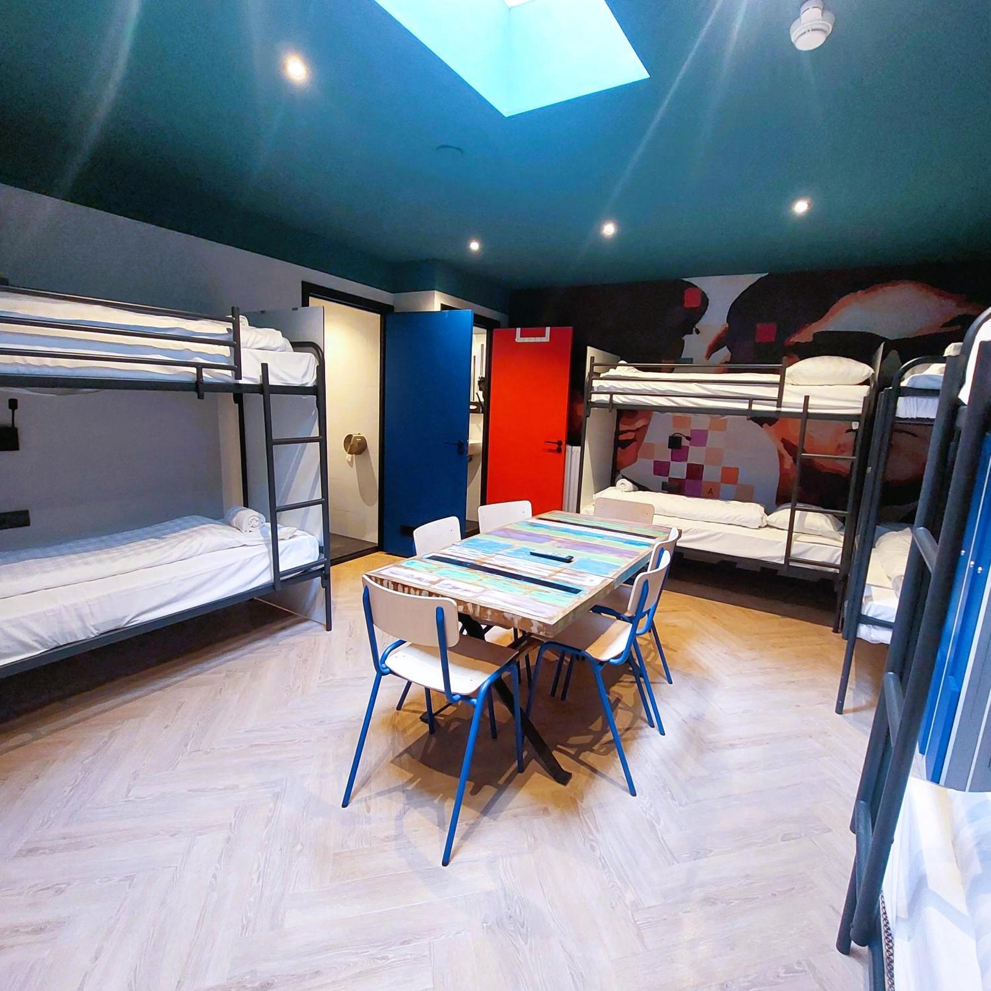 Heart Of Amsterdam Hostel Exterior photo