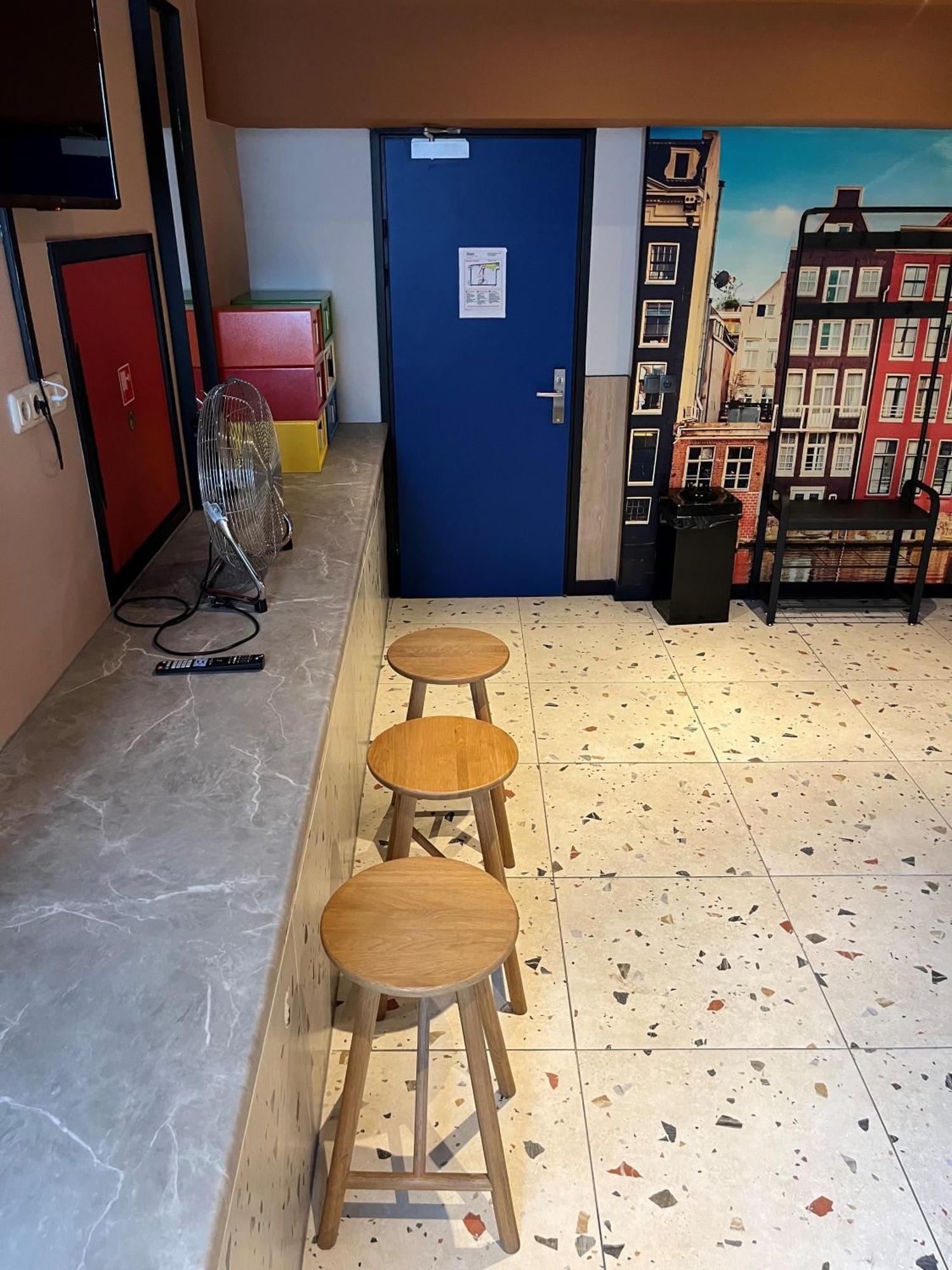 Heart Of Amsterdam Hostel Exterior photo
