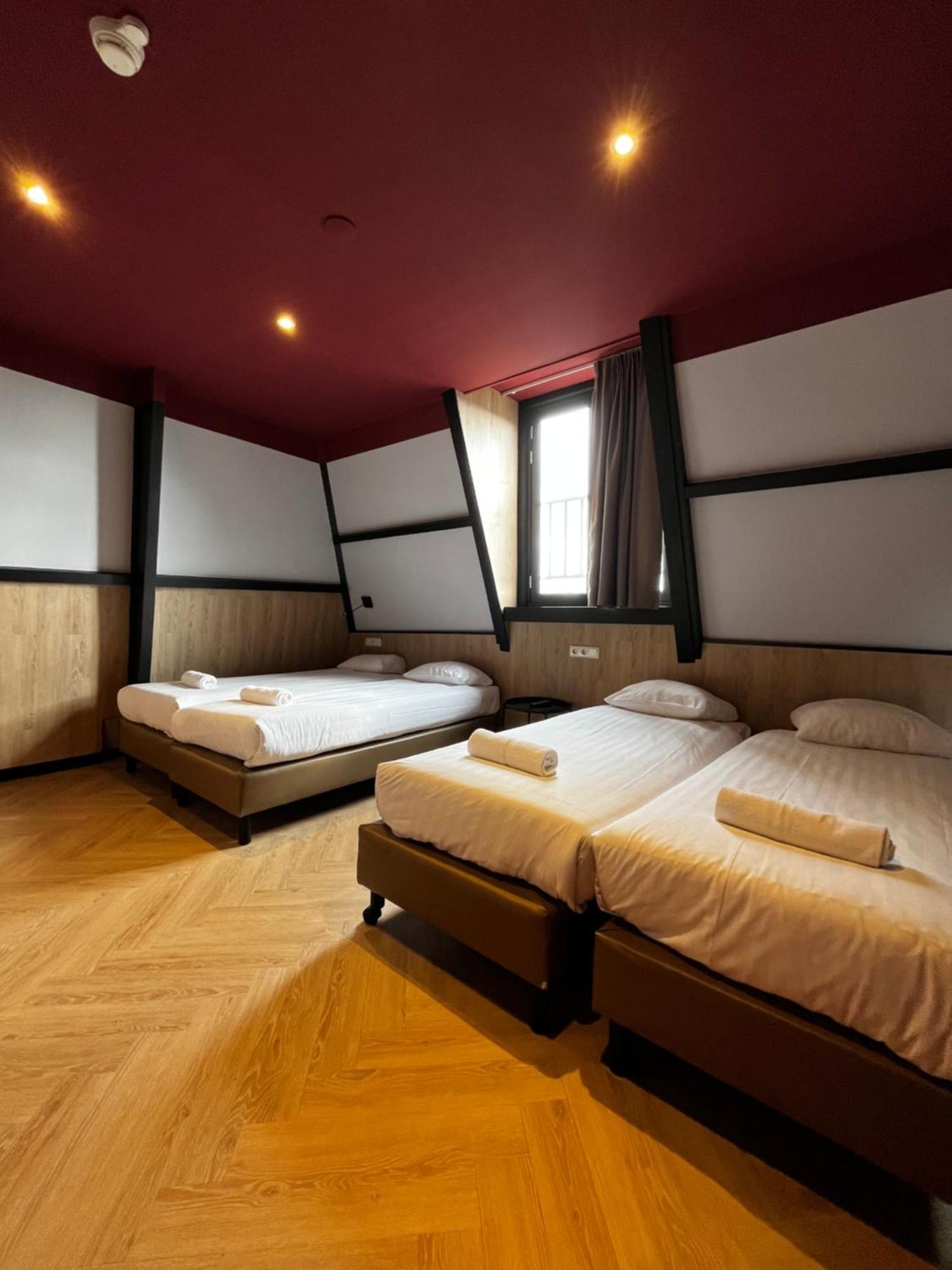 Heart Of Amsterdam Hostel Exterior photo