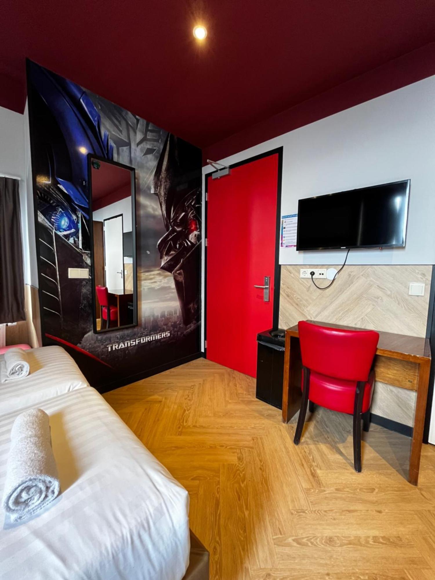 Heart Of Amsterdam Hostel Exterior photo